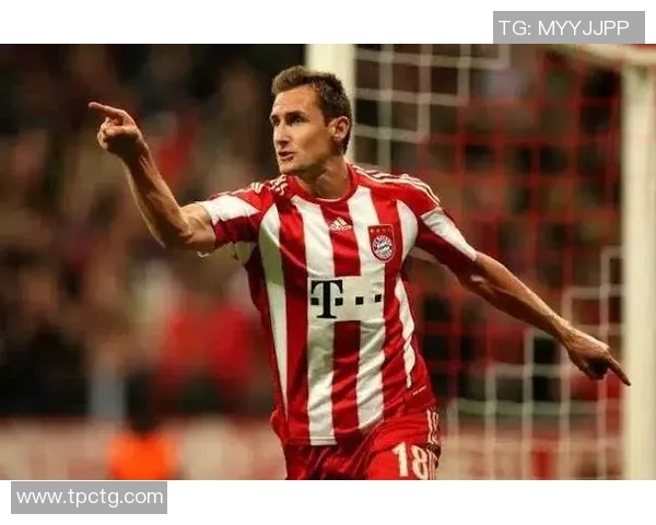 足球明星球员的女友们：她们背后的故事与光辉时刻